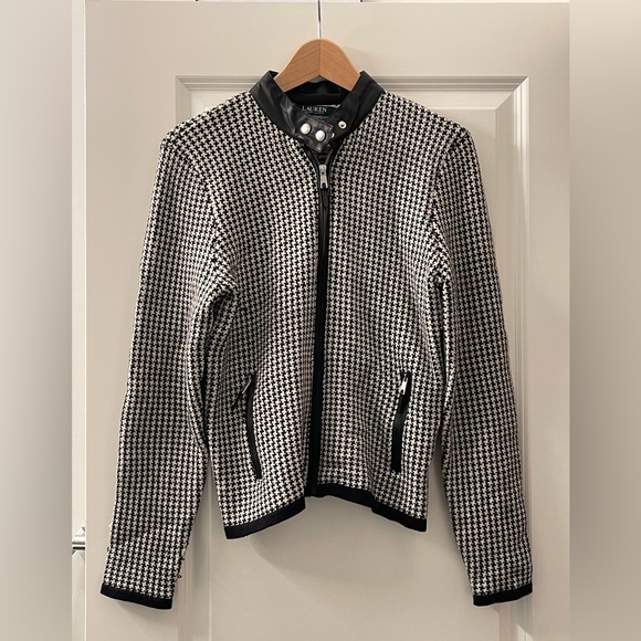 Lauren Ralph Lauren Jackets & Blazers - Lauren Ralph Lauren Black & White wool blend Houndstooth Zip-Front Jacket